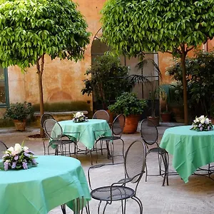 Casa Di Santa Francesca Romana A Ponte Rotto Roma